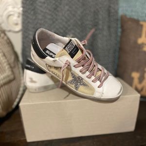 Golden Goose Sneakers